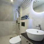 Pearl Residences - Stylish & Private Garden House - Near & Center