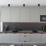 Appartamento Pearl Residences - Stylish & Private Garden House - Near & Center