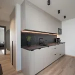 Pearl Residences - Stylish & Private Garden House - Near & Center Pärnu