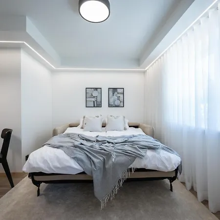 Pearl Residences - Stylish Apartments & Private Garden House - Near Beach & Center Lejlighed *