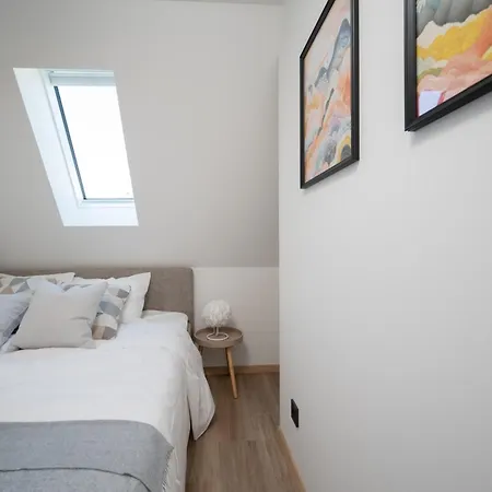 Apartman Pearl Residences - Stylish & Private Garden House - Near & Center *