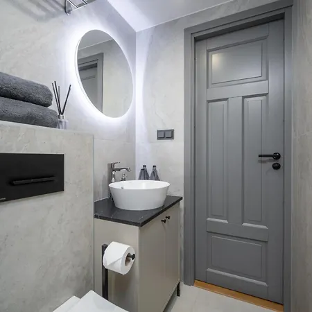 Pearl Residences - Stylish & Private Garden House - Near & Center Pärnu