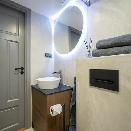 Pearl Residences - Stylish & Private Garden House - Near & Center Pärnu