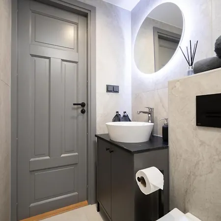 Pearl Residences - Stylish & Private Garden House - Near & Center Apartman