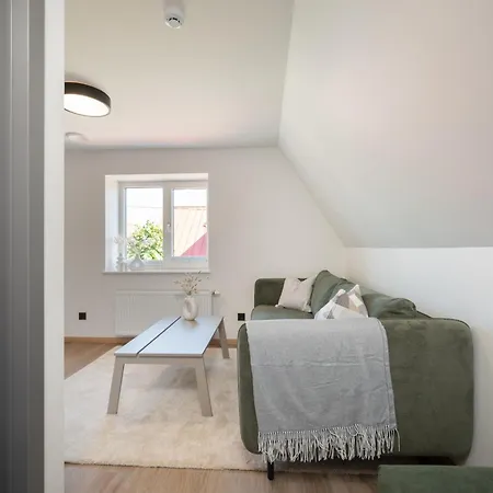 Pearl Residences - Stylish & Private Garden House - Near & Center *