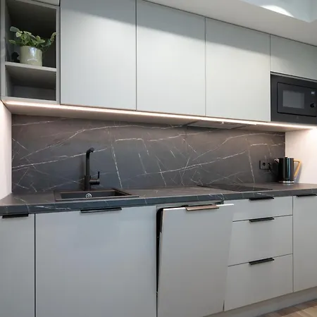 Pearl Residences - Stylish & Private Garden House - Near & Center Apartman
