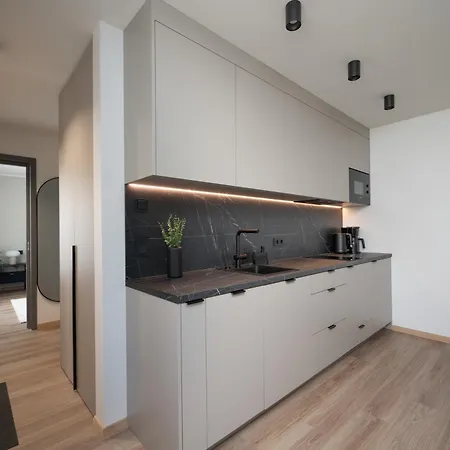 Pearl Residences - Stylish & Private Garden House - Near & Center Pärnu