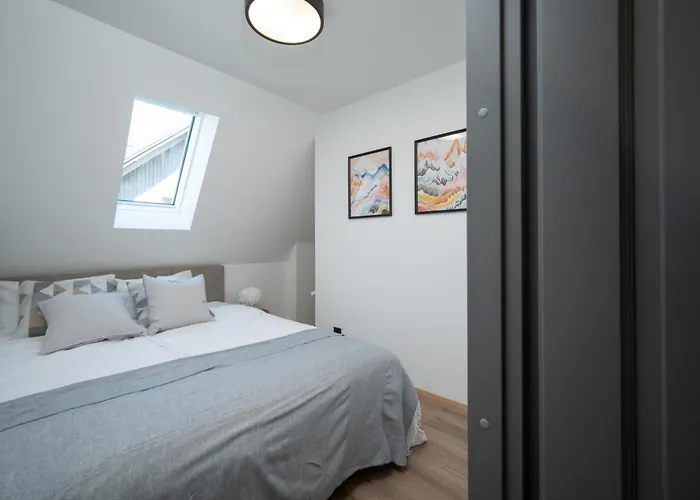 Pearl Residences - Stylish Apartments & Private Garden House - Near Beach & Center * Pärnu