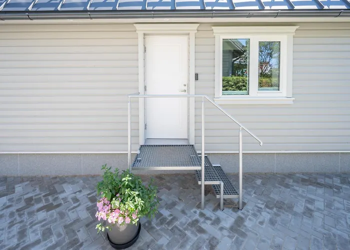 Pearl Residences - Stylish Apartments & Private Garden House - Near Beach & Center * Pärnu