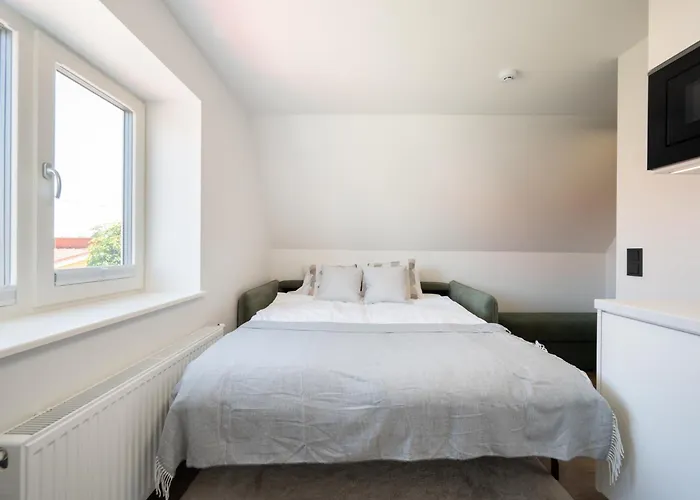 Lejlighed Pearl Residences - Stylish Apartments & Private Garden House - Near Beach & Center