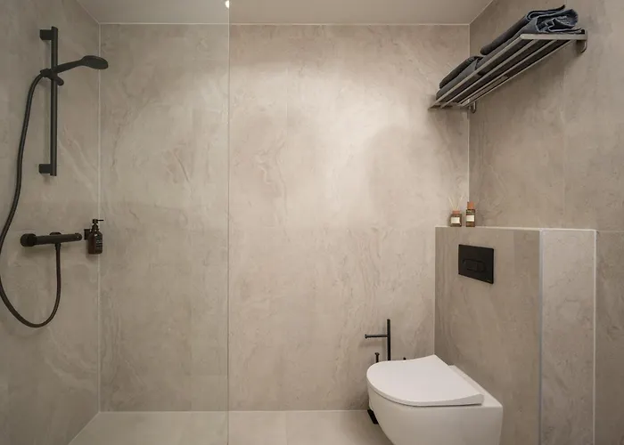 Pearl Residences - Stylish Apartments & Private Garden House - Near Beach & Center Lejlighed Pärnu