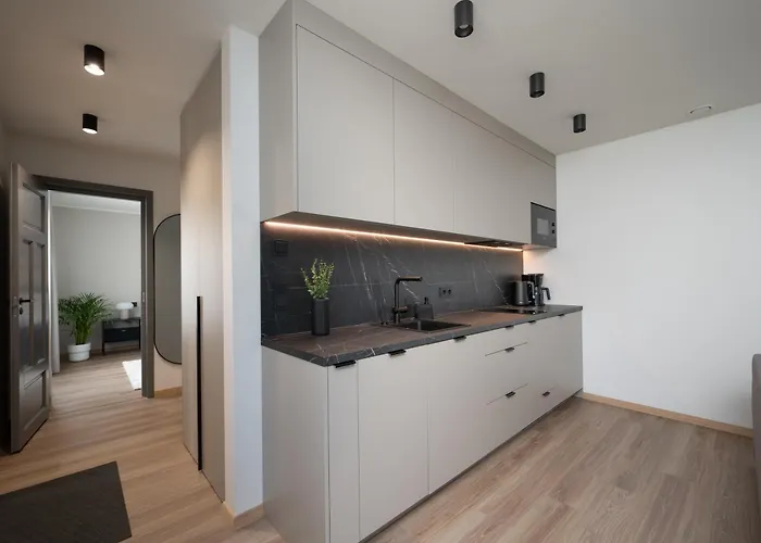 Pearl Residences Parnawa